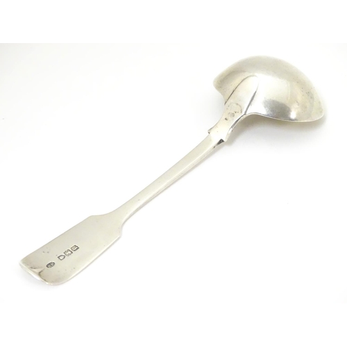 449 - A silver fiddle pattern sauce ladle, hallmarked London 1901, maker Robert Stebbings. 7 1/4