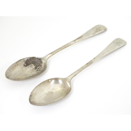 454 - A pair of Victorian silver teaspoons hallmarked Sheffield 1884, maker Walker & Hall (John Edward Bin... 