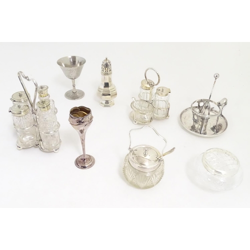 492 - Assorted silver plated wares to include cruets, bud vase, caster, glass and silver plate preserve po... 