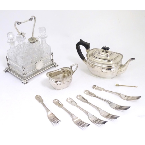 495 - Assorted silver plated wares to include table forks, 3 piece tea set and 6 bottle cruet stand and bo... 