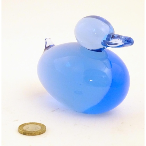 189 - A retro pale blue art glass model of a duck 5