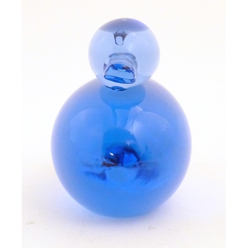 189 - A retro pale blue art glass model of a duck 5