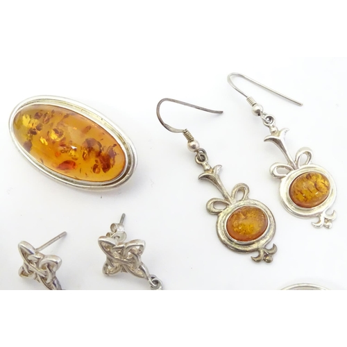 575 - Assorted silver and white metal jewellery set with amber coloured cabochons etc