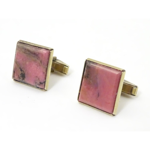 631A - Russian silver gilt cufflinks set with pink rhodonite hardstone detail. 3/4