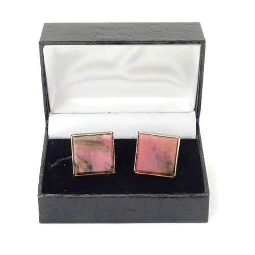 631A - Russian silver gilt cufflinks set with pink rhodonite hardstone detail. 3/4