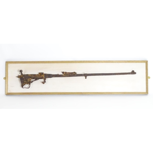 682 - Militaria: a WWI/WW1/First World War battlefield relic, the action and barrel of a Short Magazine Le... 