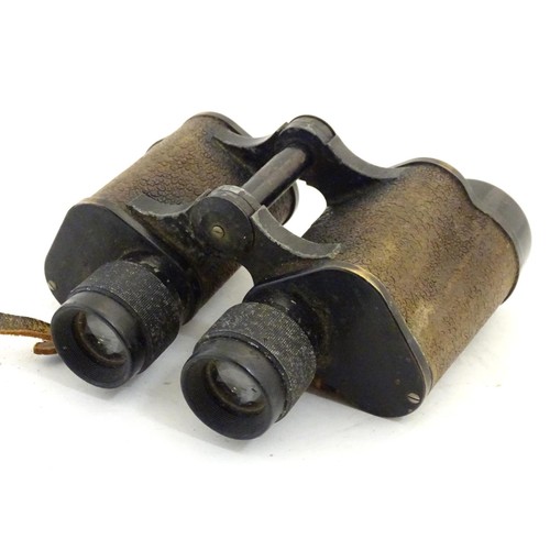 675A - An early 20thC cased pair of binoculars / field glasses by Ross, London marked with serial number 96... 