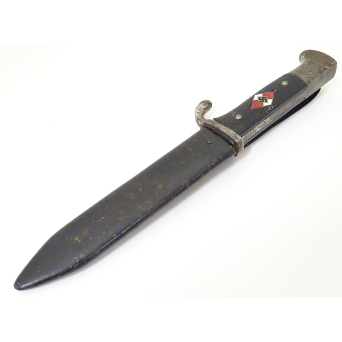 1024 - Militaria: a WWII / Second World War ' World War 2 German WWII HJ Division youth knife, the hilt wit... 