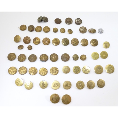 1035 - Militaria: a collection of 19thC and later brass tunic buttons, regimental and civil designations, c... 