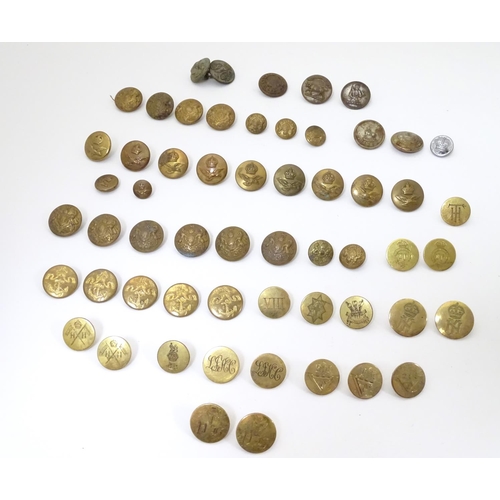 1035 - Militaria: a collection of 19thC and later brass tunic buttons, regimental and civil designations, c... 