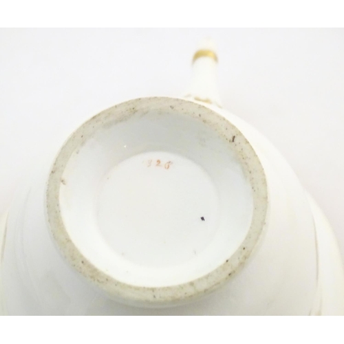 199 - A quantity of assorted ceramics, to include a Worcester blue and white cup and saucer, a Royal Worce... 