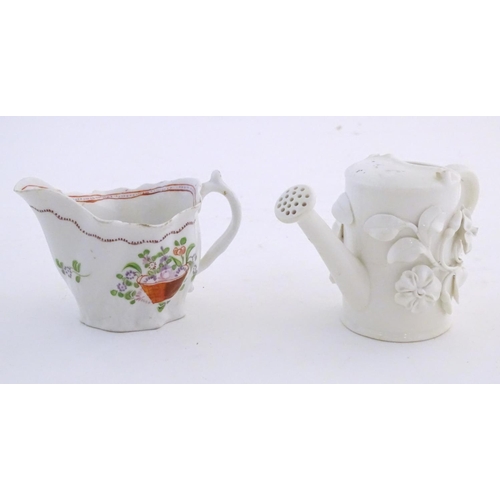 199 - A quantity of assorted ceramics, to include a Worcester blue and white cup and saucer, a Royal Worce... 