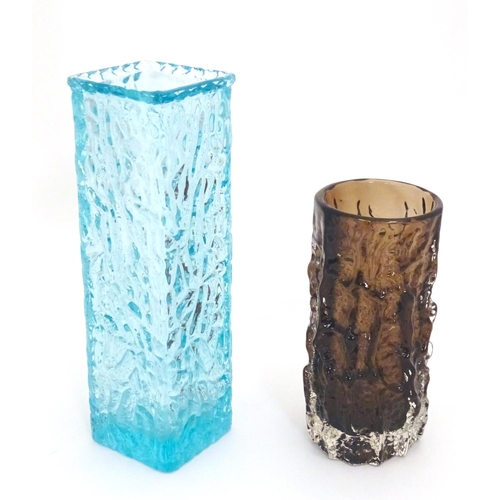 261 - Retro Glass : A Whitefriars brown bark glass vase, designed by Geoffery Baxter.  Approx 6