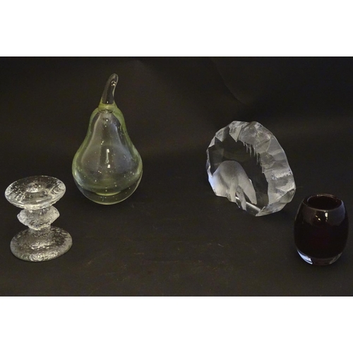 300 - Four mid 20thC art glass items, comprising: a Geoffrey Baxter Whitefriars ruby glass pot, with bubbl... 