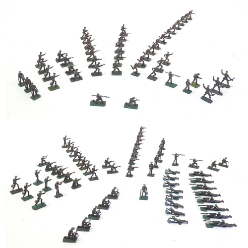 1500 - Toys: A quantity of Union of South Africa small scale hand painted lead military figures / toy soldi... 