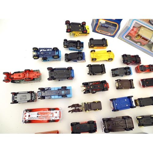 1527 - Toys: A large quantity of assorted die cast scale model cars / vehicles to include, advertising Matc... 