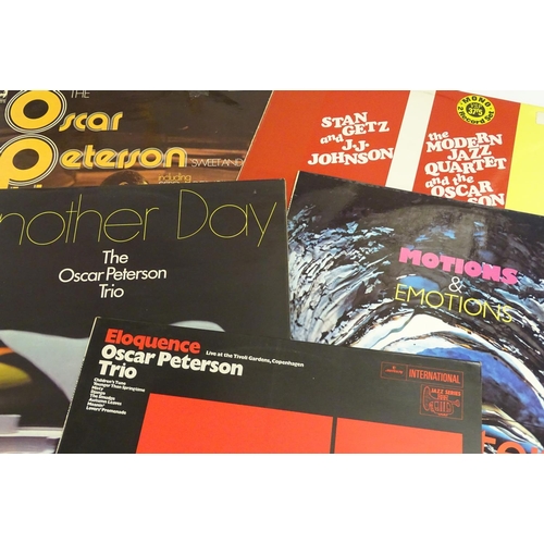 1532 - A collection of 20thC 33 rpm Vinyl records / LPs - Jazz, comprising: Oscar Peterson: Keyboard, The O... 