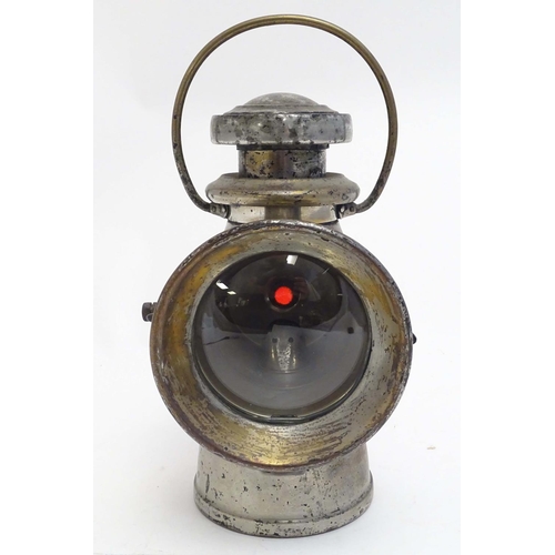 2264 - An early 20thC Joseph Lucas No. 72 'King of the Road' oil lamp, standing 12