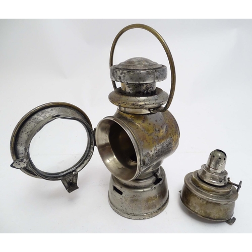 2264 - An early 20thC Joseph Lucas No. 72 'King of the Road' oil lamp, standing 12