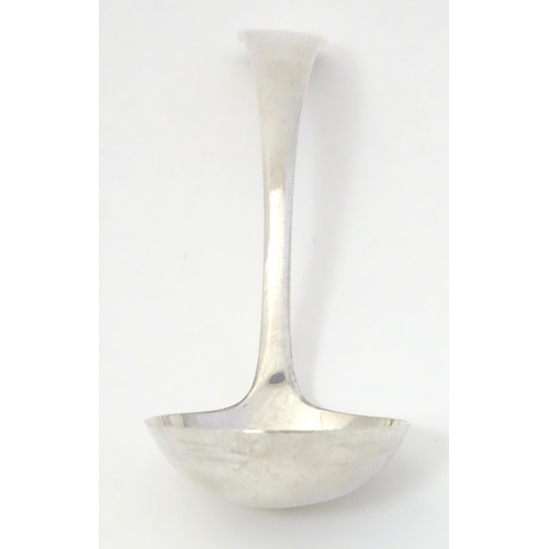 313 - A silver Old English pattern sauce ladle, hallmarked Sheffield 1910, maker Mappin & Webb Ltd. Approx... 