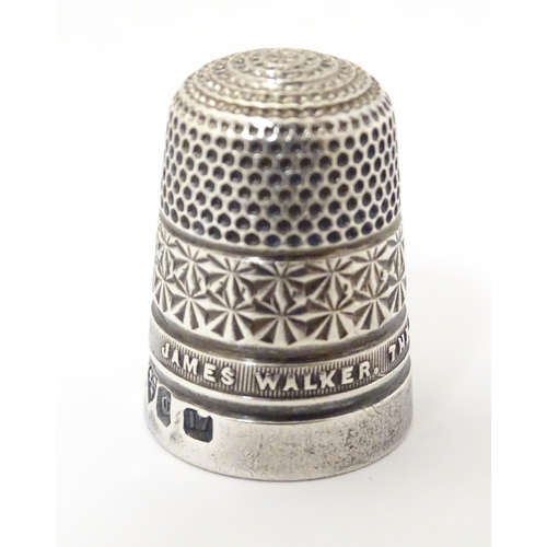 327 - A silver thimble hallmarked Chester 1928 James Walker Ltd. Approx 1