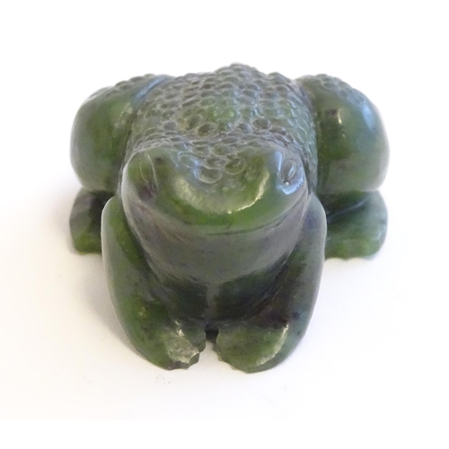 1205 - A New Zealand jade coloured soapstone carving modelled as a frog / toad. Signed under Lee Roy Mullin... 