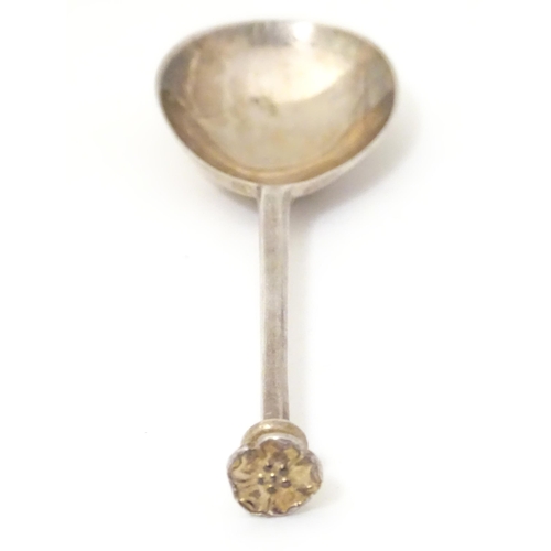 339 - A silver spoon with seal top handle, hallmarked Sheffield 2000, maker C. J. Vander. Approx. 4 3/4