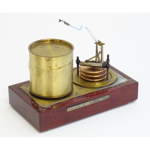 1255 - A mid 20thC cased barograph. Case approx. 7