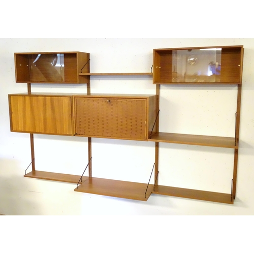 2207 - Vintage Retro, Mid-century: a Danish Poul Cadovius Royal System teak modular wall storage unit, cons... 