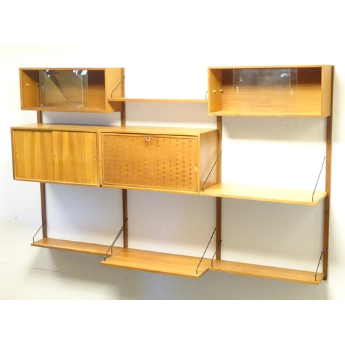 2207 - Vintage Retro, Mid-century: a Danish Poul Cadovius Royal System teak modular wall storage unit, cons... 