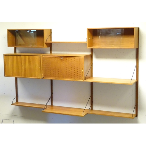 2207 - Vintage Retro, Mid-century: a Danish Poul Cadovius Royal System teak modular wall storage unit, cons... 