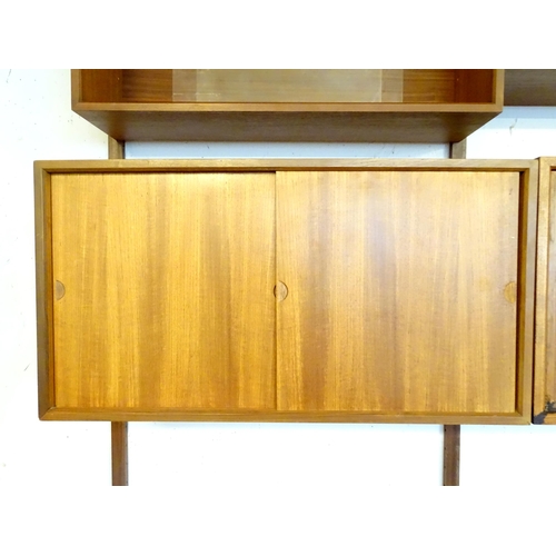 2207 - Vintage Retro, Mid-century: a Danish Poul Cadovius Royal System teak modular wall storage unit, cons... 