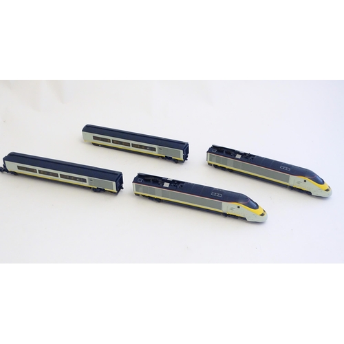 1521 - Toys: A Hornby electric OO gauge Eurostar train set, comprising the Eurostar driving unit, passenger... 