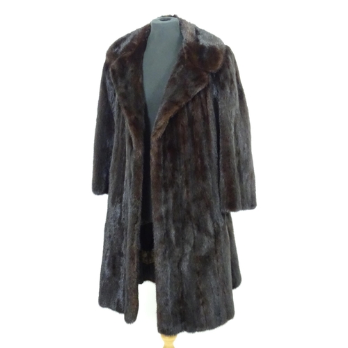 1550 - Vintage clothing / fashion: A 3/4 length vintage mink fur coat with embroidered initials inside 'DH'... 