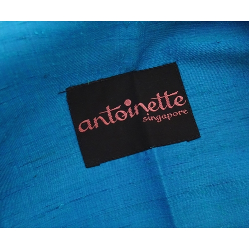 1557 - Vintage clothing / fashion: A quantity of handmade tailored outfits from Antoinette of Singapore, to... 