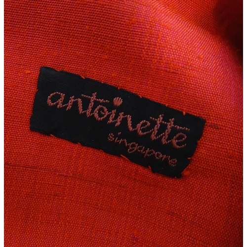 1557 - Vintage clothing / fashion: A quantity of handmade tailored outfits from Antoinette of Singapore, to... 