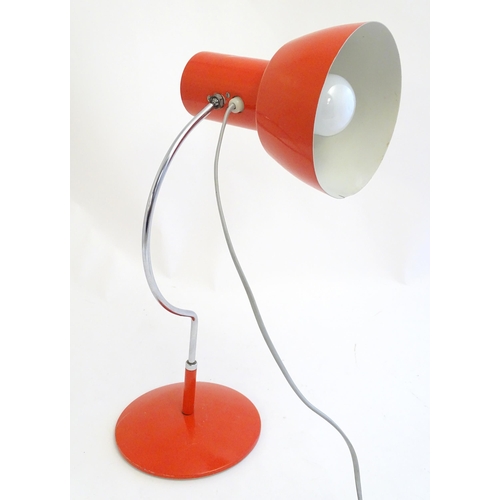 2263 - A 20thC retro desk light. Approx 19