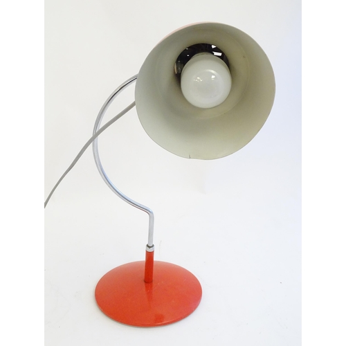 2263 - A 20thC retro desk light. Approx 19