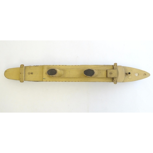 1308 - Toys: An early 20thC scratch built steam ship / boat with two funnels and green hull, possibly model... 