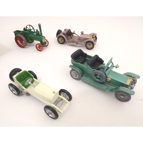 1299 - Toys: A quantity of boxed Lesney Models of Yesteryear die cast scale model cars / vehicles, comprisi... 