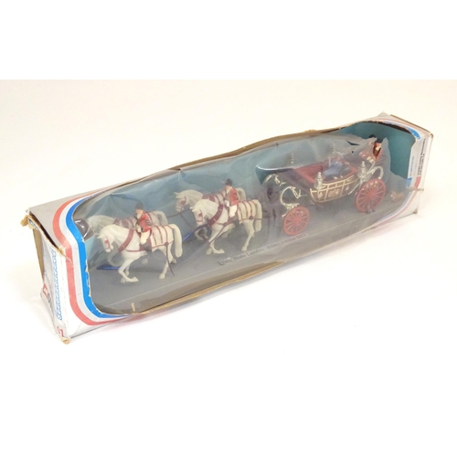 1300 - Toy: a boxed Corgi 41 1902 State Landau - Silver Jubilee 1977 (model Royal coach and horses), approx... 