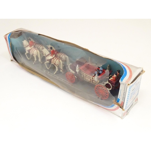 1300 - Toy: a boxed Corgi 41 1902 State Landau - Silver Jubilee 1977 (model Royal coach and horses), approx... 