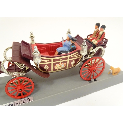 1300 - Toy: a boxed Corgi 41 1902 State Landau - Silver Jubilee 1977 (model Royal coach and horses), approx... 