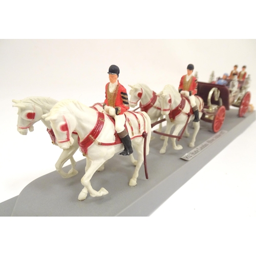 1300 - Toy: a boxed Corgi 41 1902 State Landau - Silver Jubilee 1977 (model Royal coach and horses), approx... 