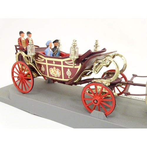 1300 - Toy: a boxed Corgi 41 1902 State Landau - Silver Jubilee 1977 (model Royal coach and horses), approx... 