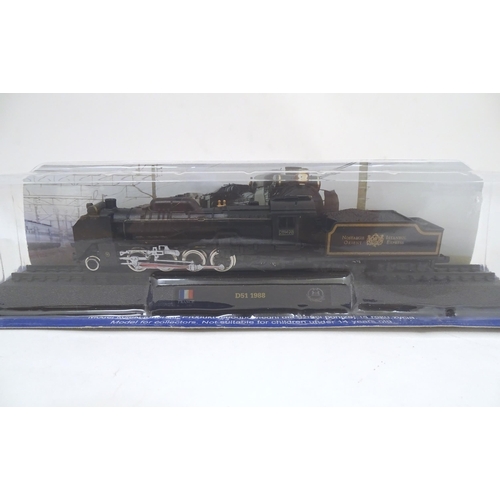 1310 - Toys: N gauge AmerCom collection model trains, comprising CP Seria 1200 1961 (Portugal), Amtrak F40P... 