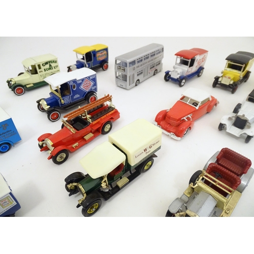 1316 - Toys: a large quantity of late 20thC die cast scale model cars, comprising: Matchbox Models of Yeste... 