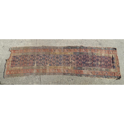 1389 - Carpet Rug : A runner with banded motif decoration . Approx. 150