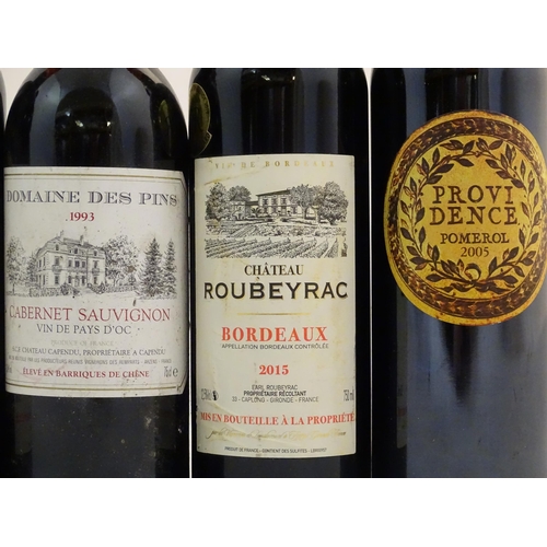 2171 - An assortment of wine, port and sherry, to include a W & J Graham's vintage port, a boxed bottle of ... 