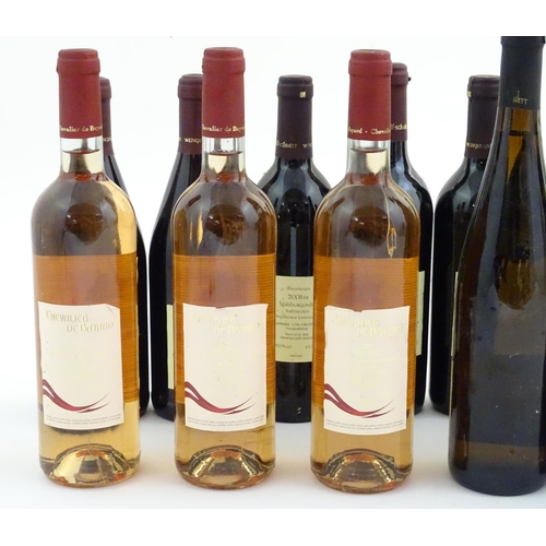 2175 - An assortment of red and white wines, to include a J Mett 2022 Bacchus Lieblich 2002 75cl and a Tren... 